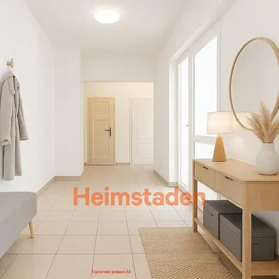 Guardaroba; luce naturale, pavimento in piastrelle, stile moderno