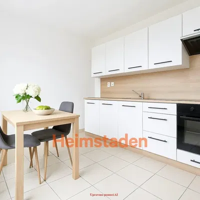 Küche; fliesenboden, küchengeräte, renoviert, tageslicht