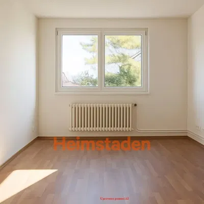 Wohnzimmer; blick, holzboden, tageslicht