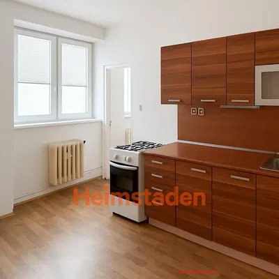 Küche; küchengeräte, holzboden, tageslicht