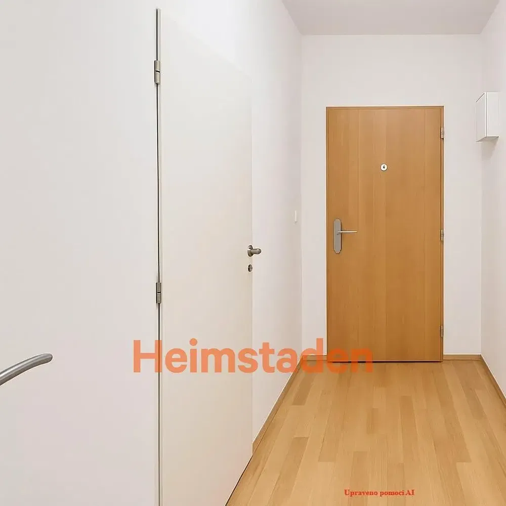 Sonstiges; holzboden