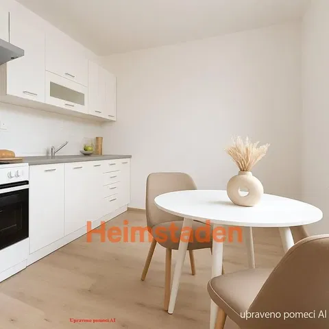 Kuchyně; kuchyňské spotřebiče, moderní styl, dřevěná podlaha, přirozené světlo