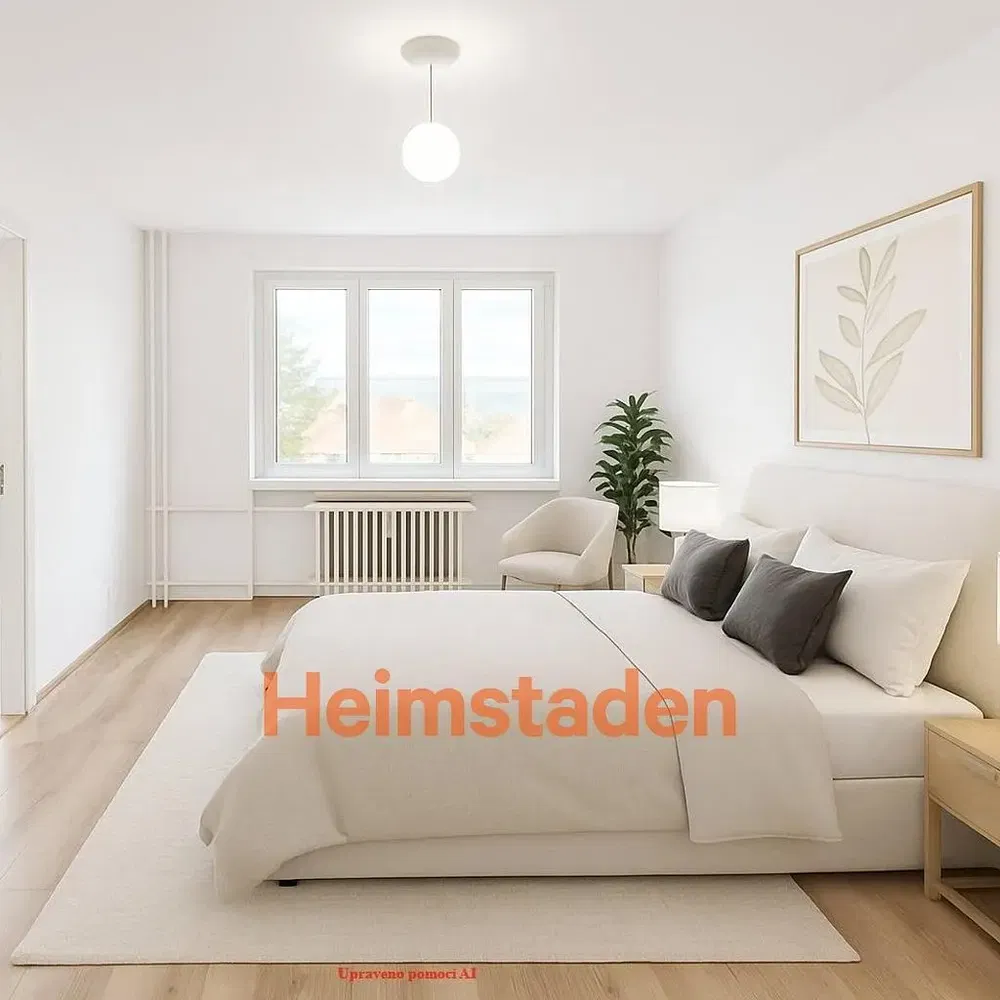 Yatak odası; doğal ışık, modern stil, ahşap zemin