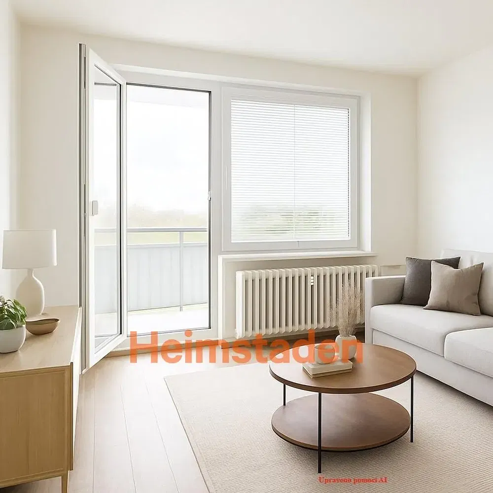 Oturma odası; doğal ışık, modern stil