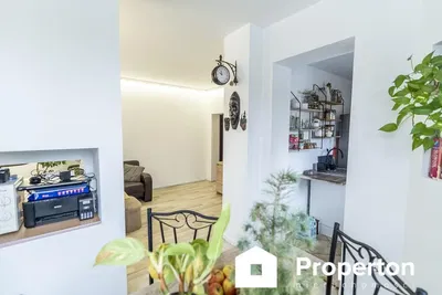 Oturma odası; doğal ışık, modern stil