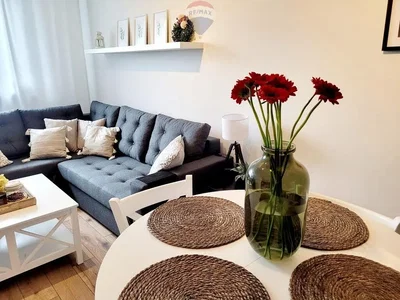 Salon; lumière naturelle, style moderne