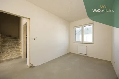 Ostalo; potrebna renovacija, prirodno svjetlo