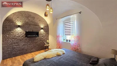 Chambre; parquet, lumière naturelle