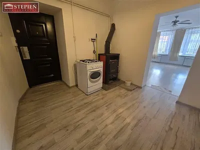 أخرى; أرضية خشبية, مدفأة