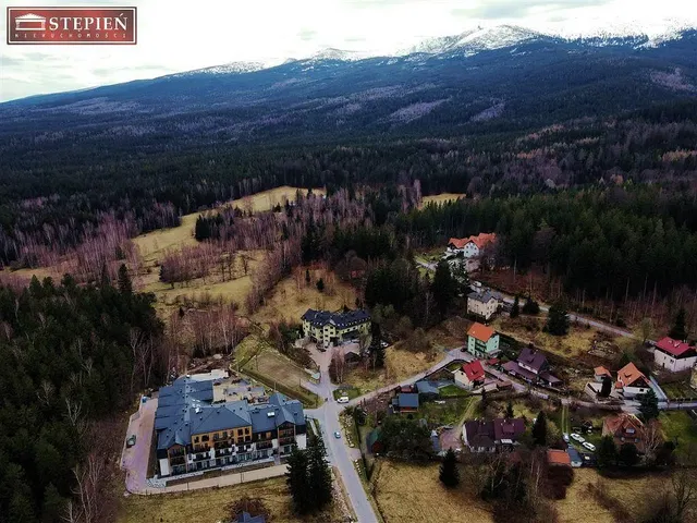 Maison et environs; vue