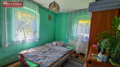 Chambre; lumière naturelle, parquet
