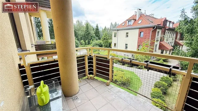 Balkon; widok, podłoga z płytek
