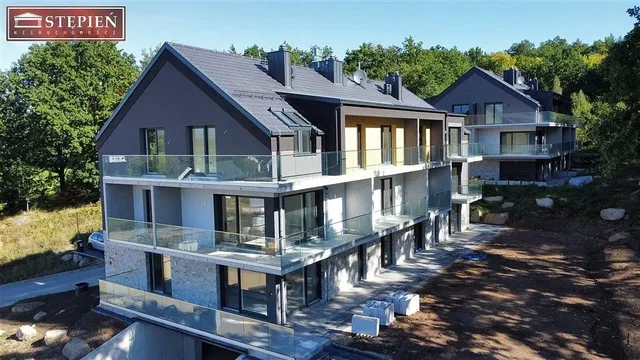 Haus und umgebung; blick