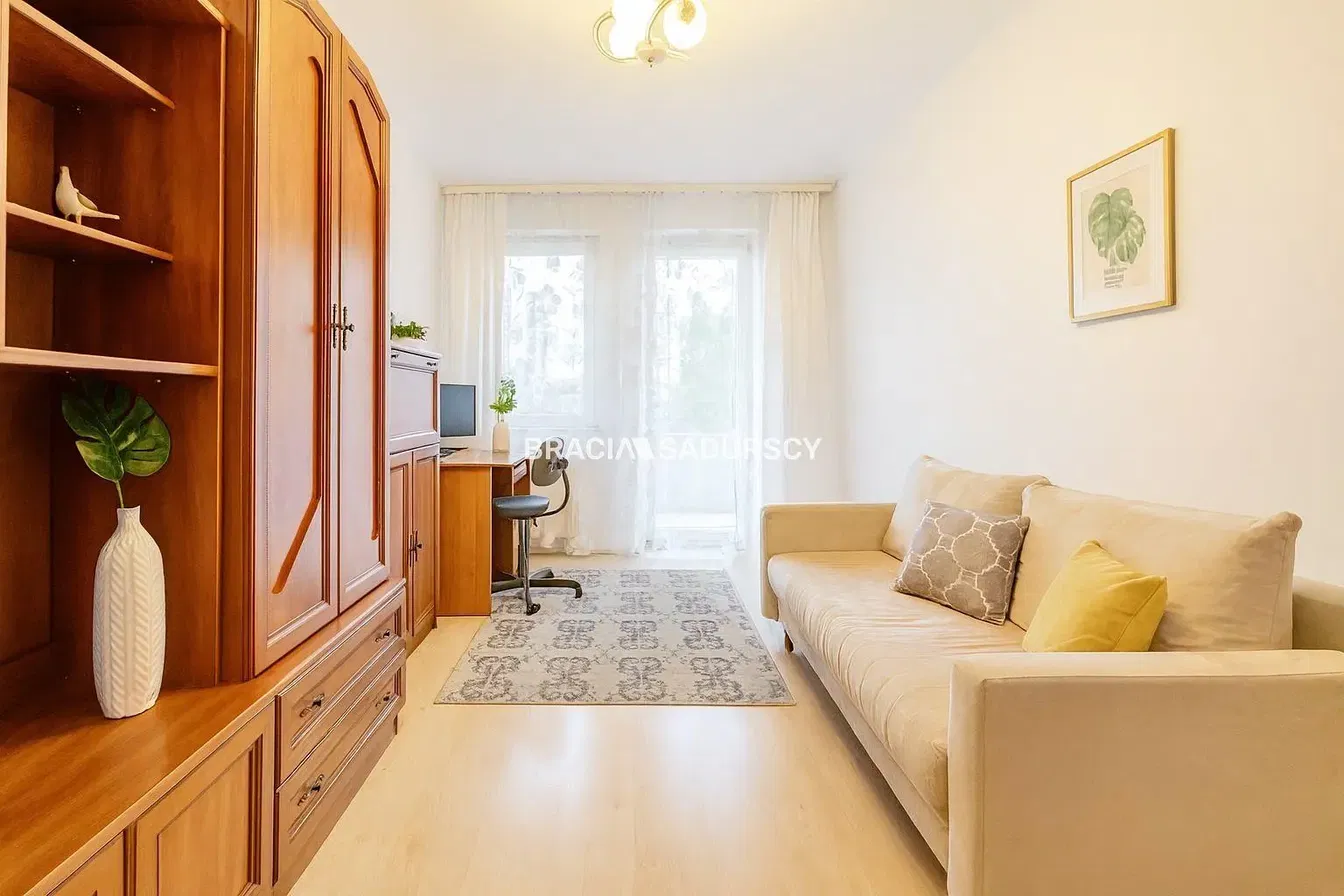 Oturma odası; doğal ışık, modern stil