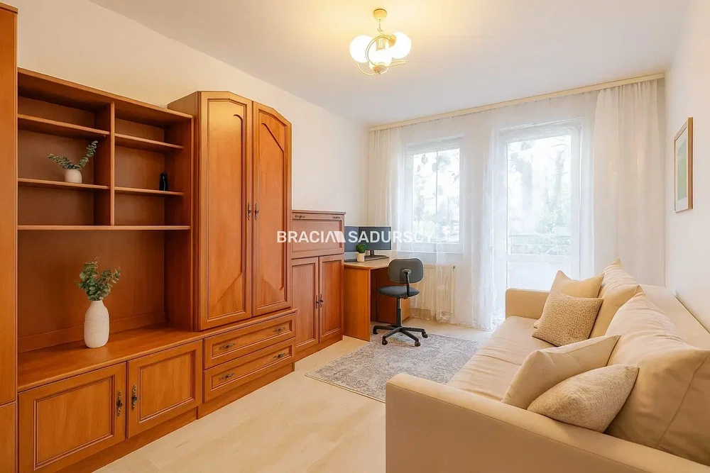 Oturma odası; doğal ışık, modern stil