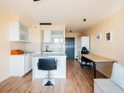 Kuhinja; moderni stil, renoviran, prirodno svjetlo