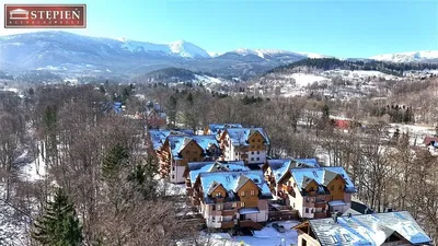 Kuća i okolina; pogled