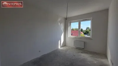 Ostalo; prirodno svjetlo, potrebna renovacija, pogled