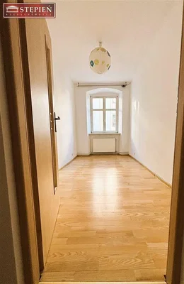 Chambre; parquet, lumière naturelle