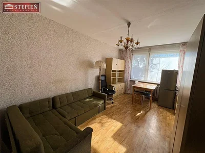 Salon; parquet, lumière naturelle