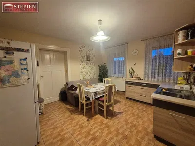 Cuisine; carrelage, électroménager