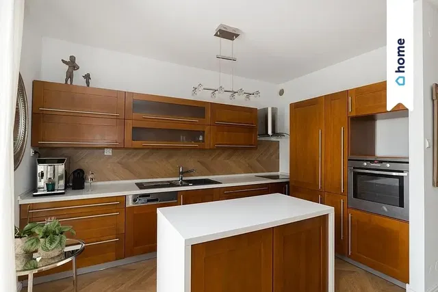 Küche; küchengeräte, moderner stil