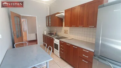 Cuisine; électroménager, carrelage