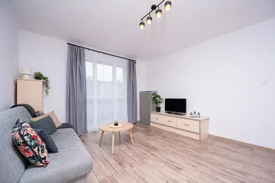 Salon; lumière naturelle, parquet, style moderne