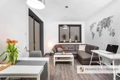 Salon; lumière naturelle, style moderne, carrelage