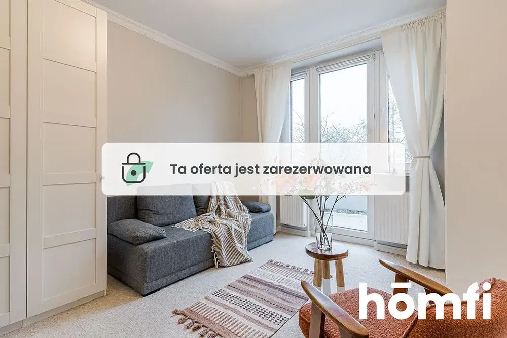 Oturma odası; doğal ışık, modern stil