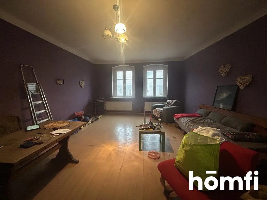 Salon; parquet, lumière naturelle