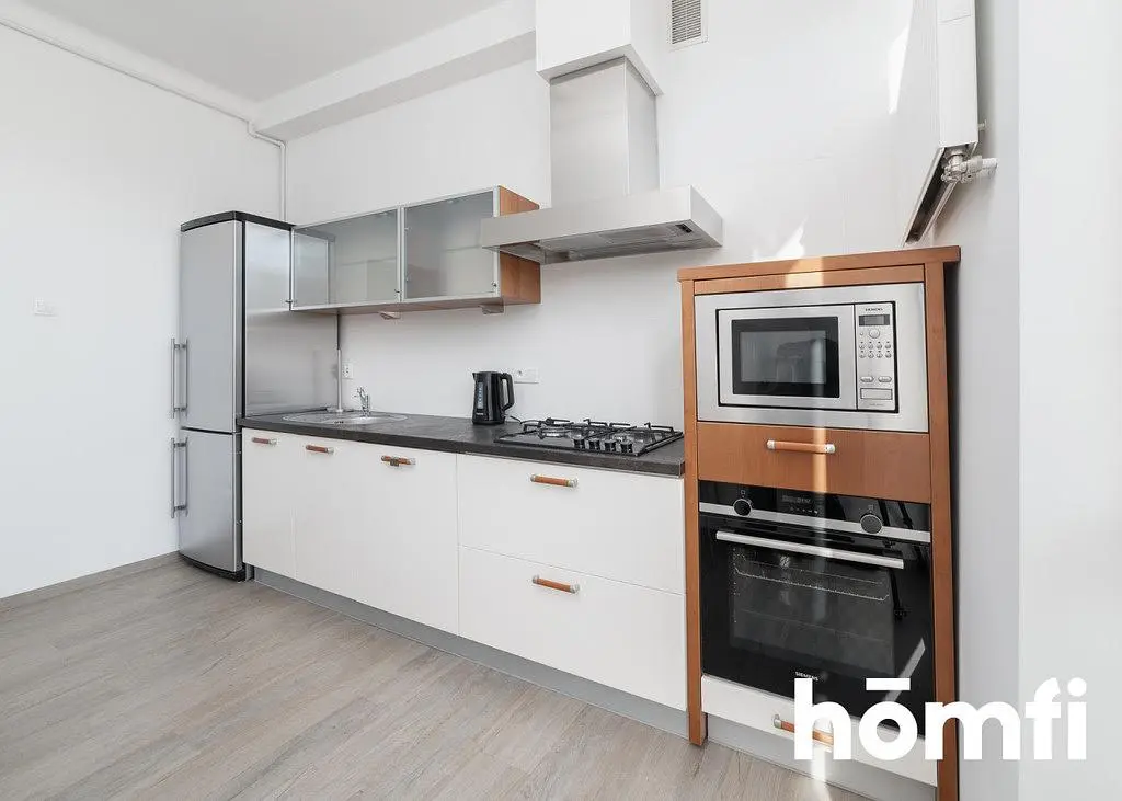 Kuhinja; kuhinjski aparati, prirodno svjetlo