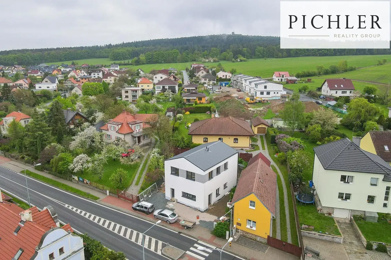 Haus und umgebung; blick