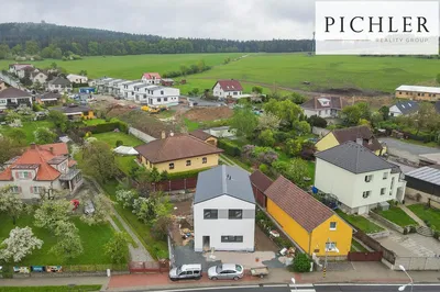 Haus und umgebung; blick