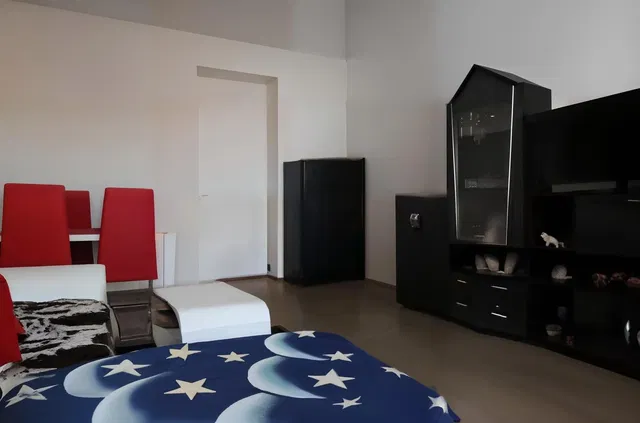 Bedroom; modern style