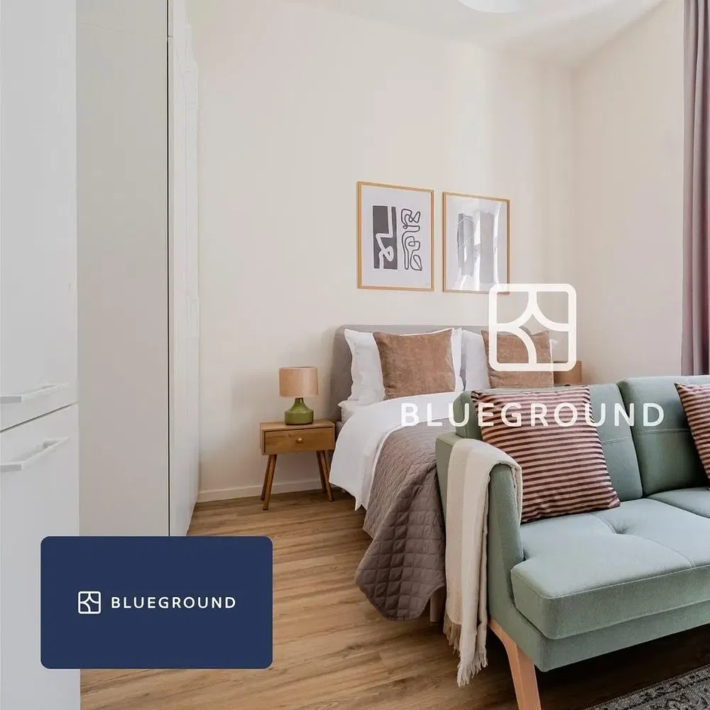 Chambre; style moderne, lumière naturelle