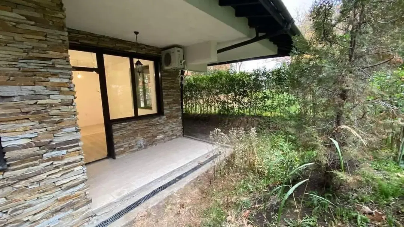 Terrace; view, natural light