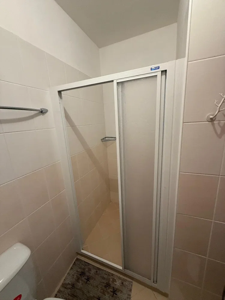 Bathroom; tile floor, natural light, renovated