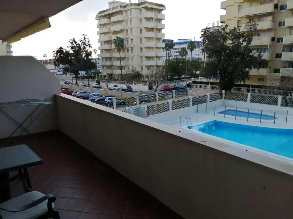 Balkon; manzara, fayans zemin
