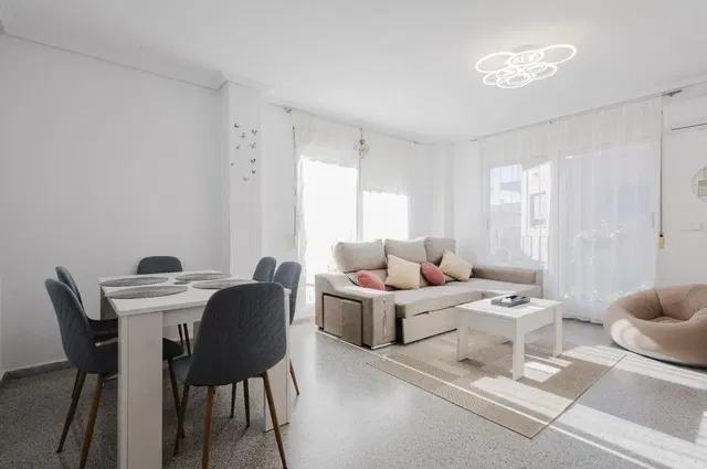 Wohnzimmer; tageslicht, moderner stil