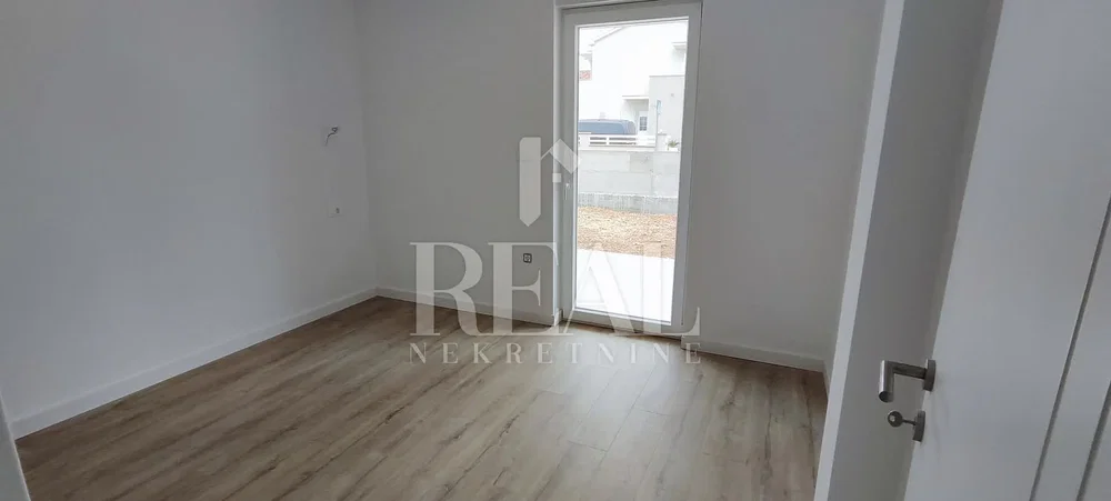 Otro; suelo de madera, luz natural, renovado