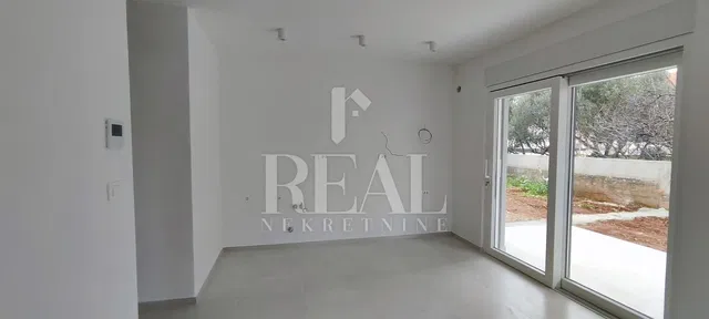 Salón; vista, luz natural, renovado