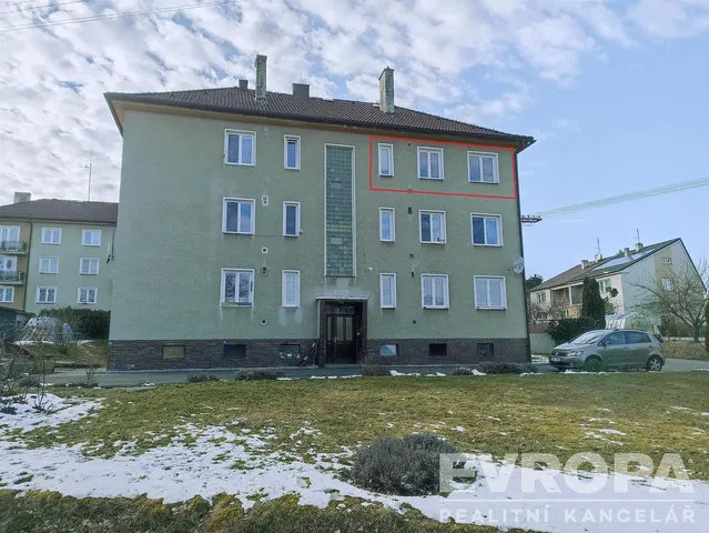 Dům a okolí; výhled