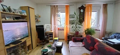 Obývací pokoj; přirozené světlo, moderní styl