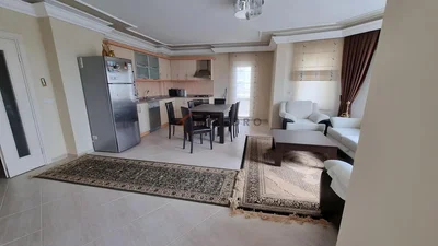 Wohnzimmer; küchengeräte, fliesenboden, tageslicht, moderner stil