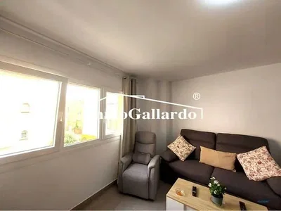 Wohnzimmer; tageslicht, moderner stil