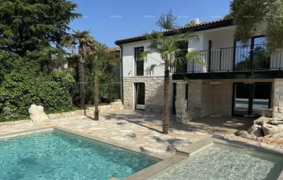 Kuća i okolina; pogled, prirodno svjetlo