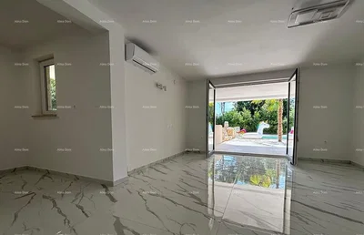 Dnevna soba; pločice, pogled, prirodno svjetlo