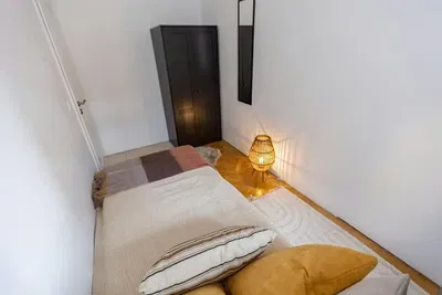 Schlafzimmer; tageslicht, moderner stil