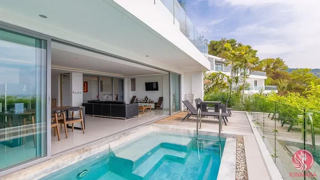 House and surroundings; view, natural light